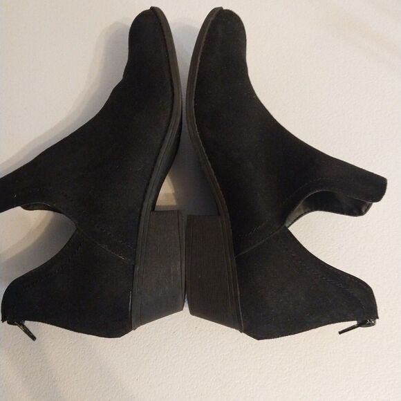 Falls Creek  Booties Sz 9 Black Cut Out Zippered Back Faux Suede Western Cowgirl - Picture 7 of 12